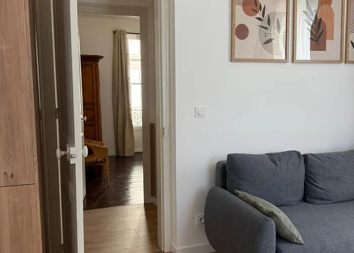De Charme Et Lumineux, 2 Apartment *
